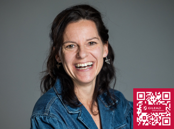 Caroline_Hylebos- Without phone